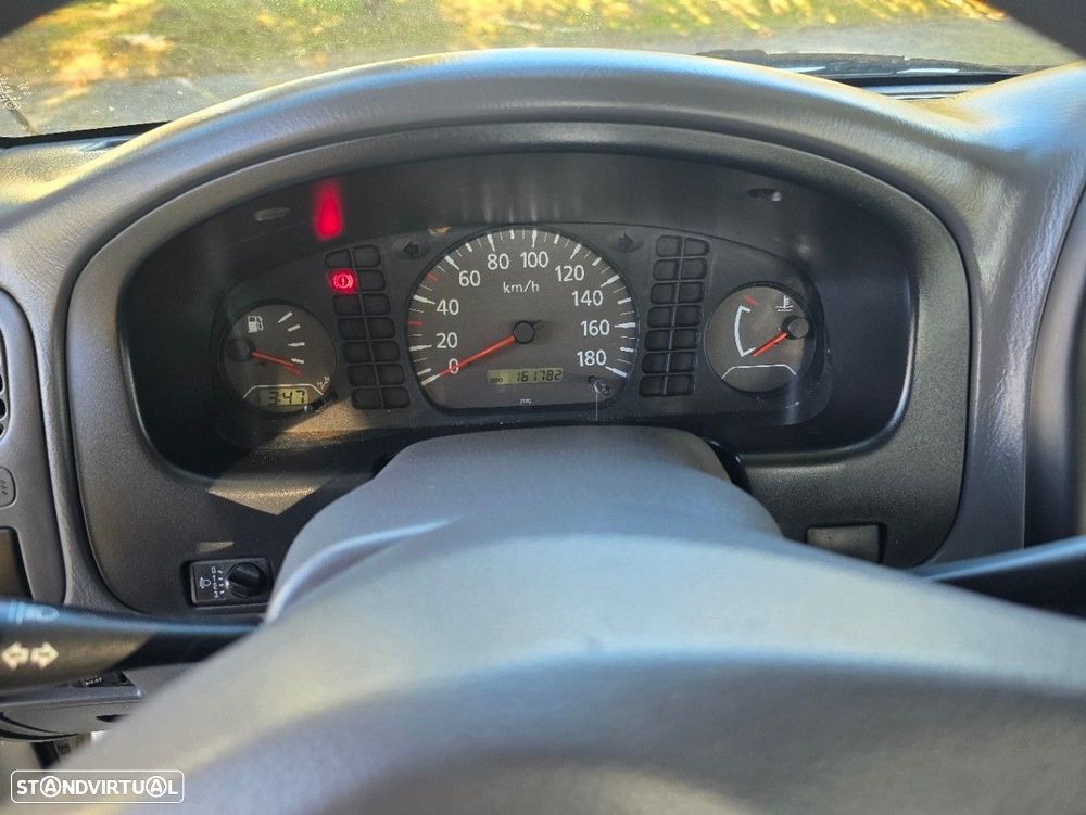 Nissan Pick Up 2.5 TD KC 4L - 13
