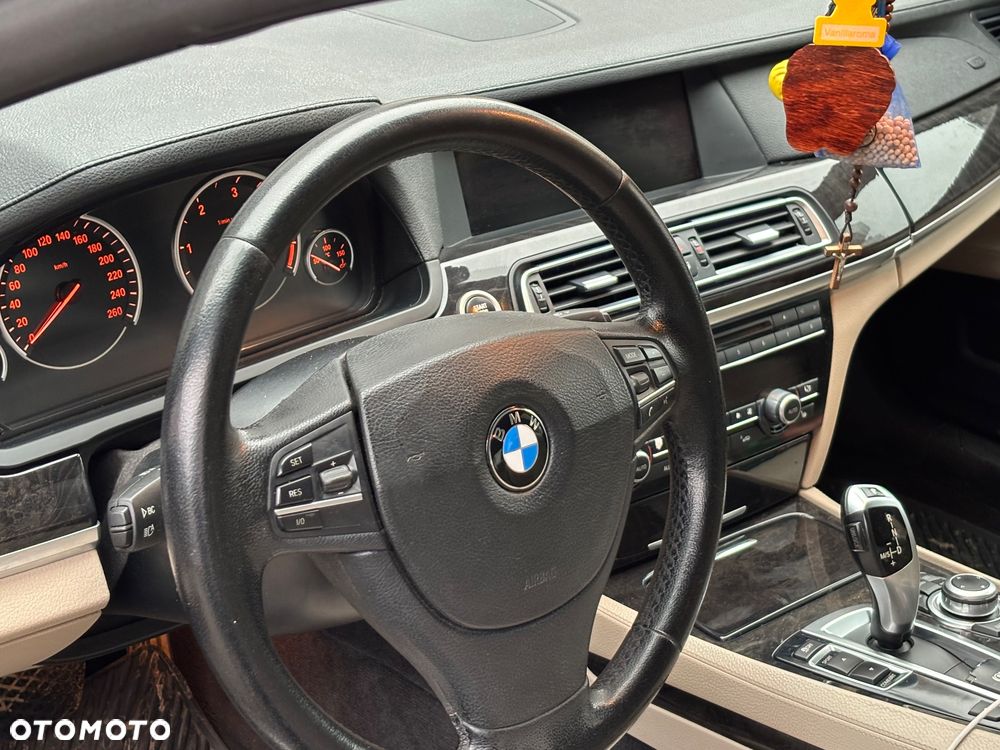 BMW Seria 7 730d - 6