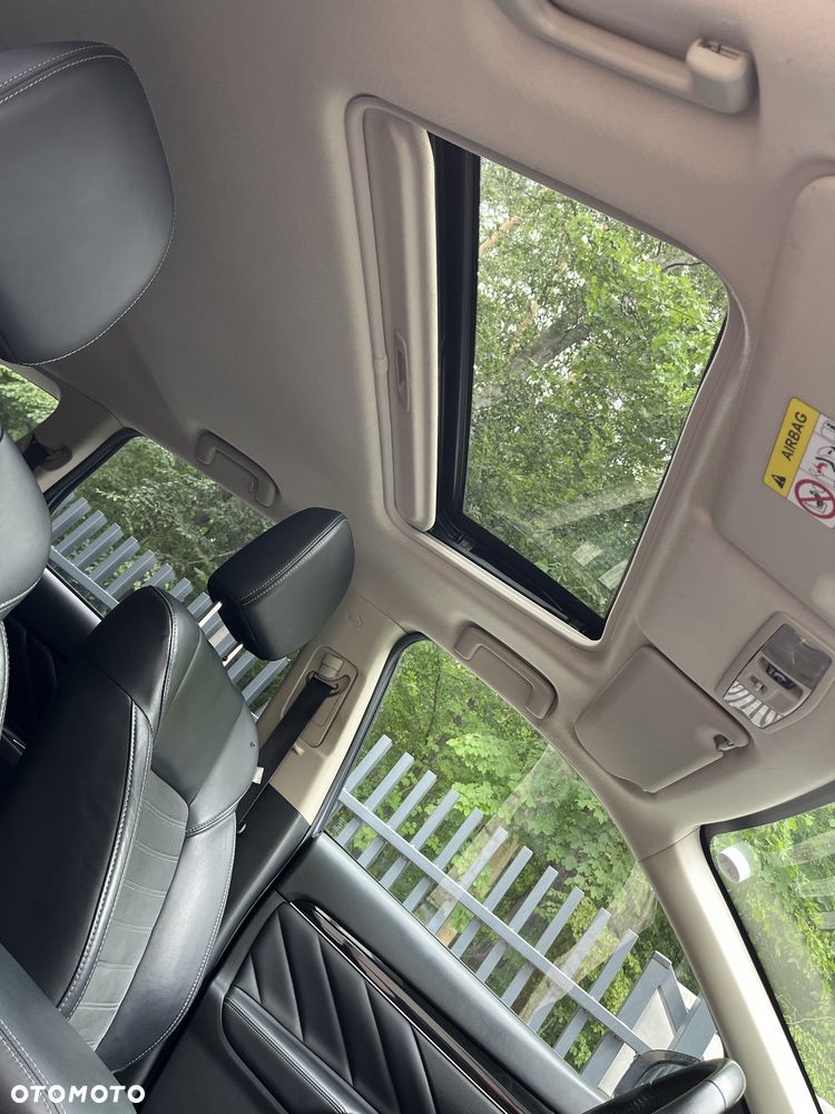 Mitsubishi Outlander - 6