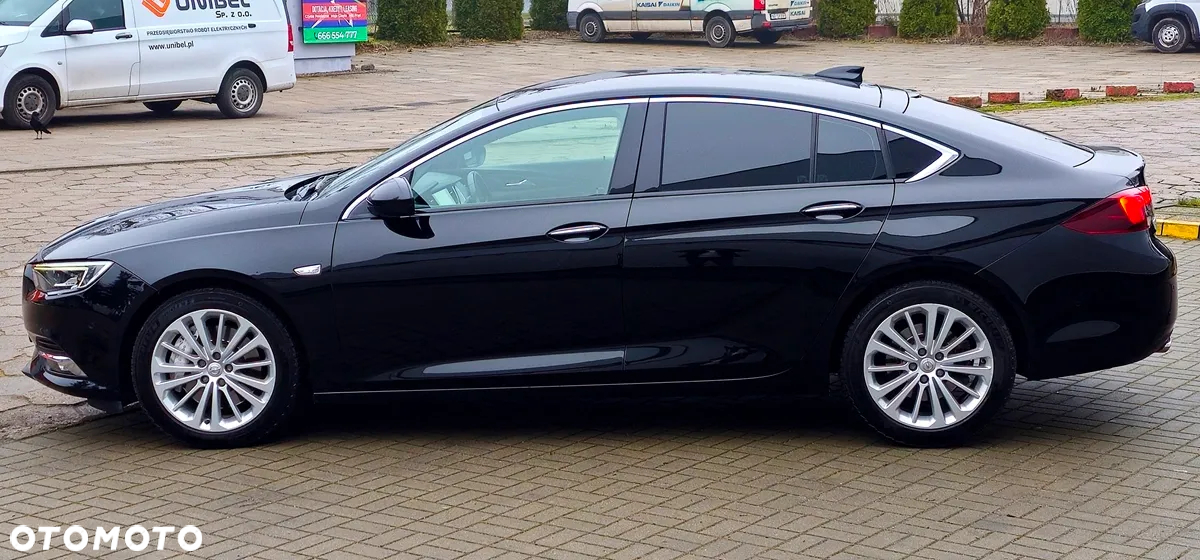Opel Insignia - 10