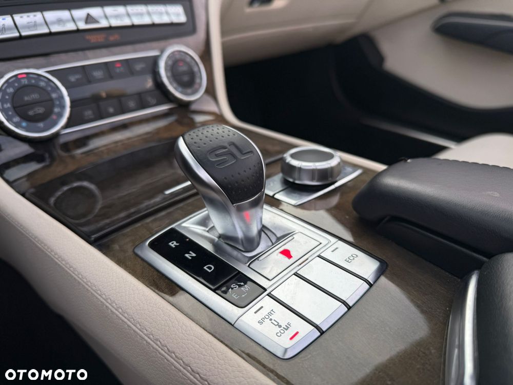 Mercedes-Benz SL 500 7G-TRONIC - 12