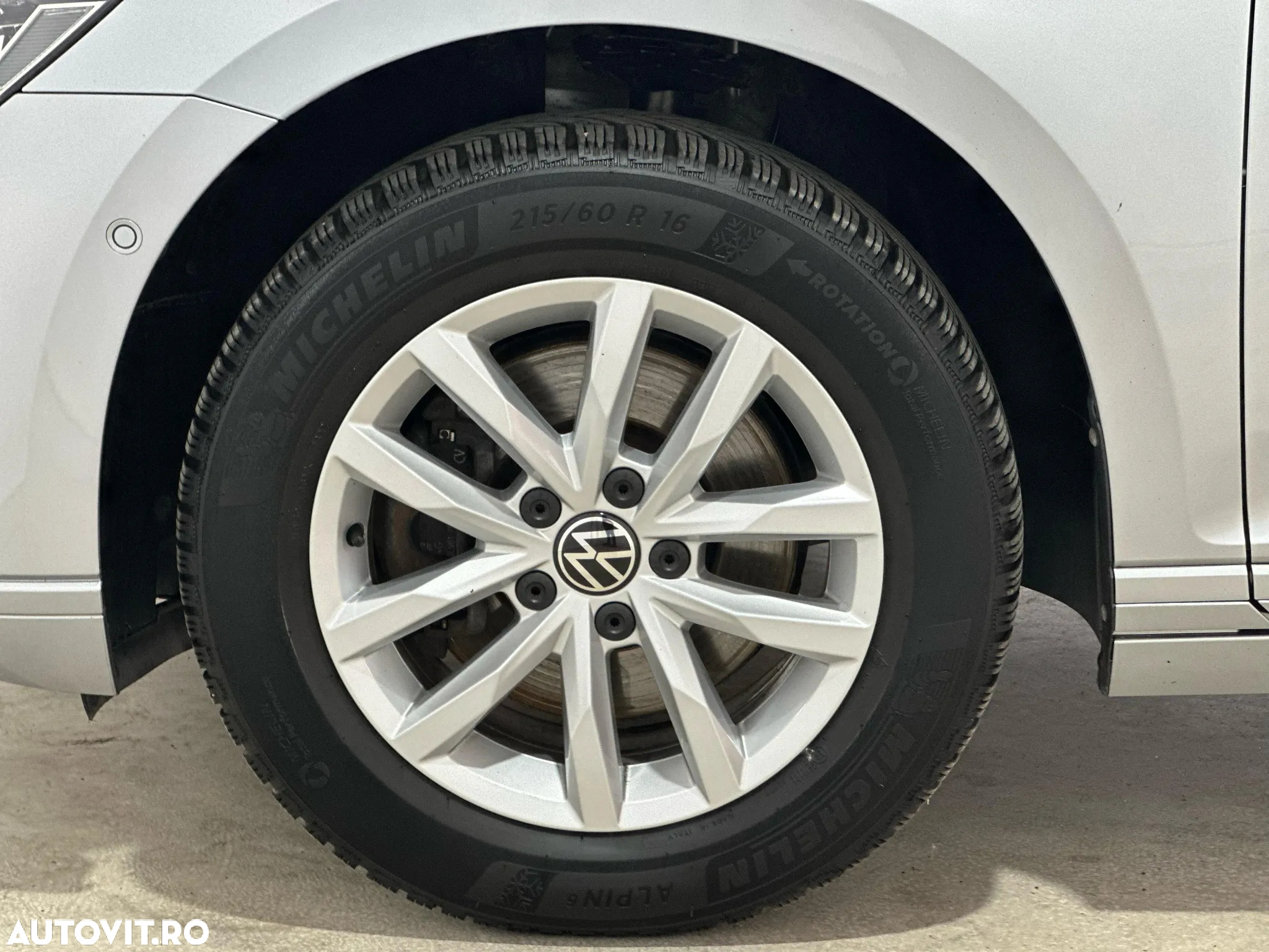 Volkswagen Passat 1.5 TSI ACT DSG Highline - 13