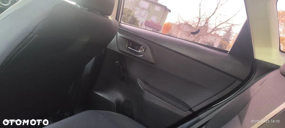 Toyota Auris - 17