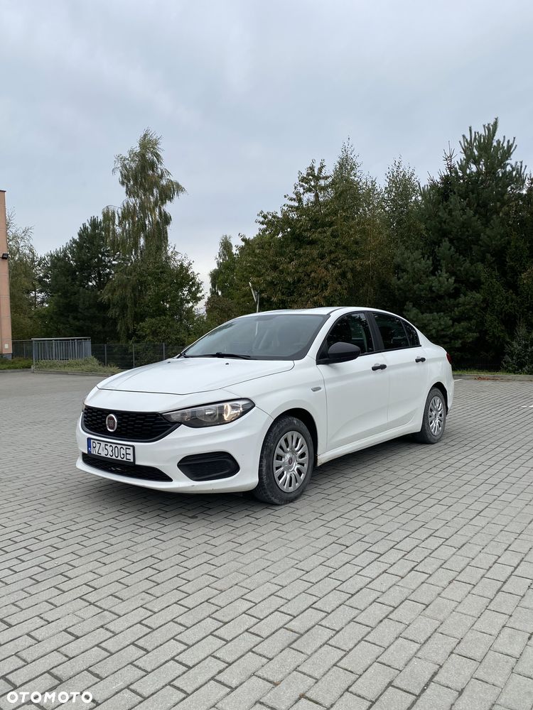 Fiat Tipo 1.4 16v Easy - 1