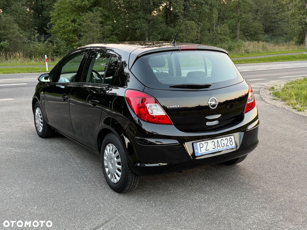 Opel Corsa 1.2 16V Edition / Active - 3