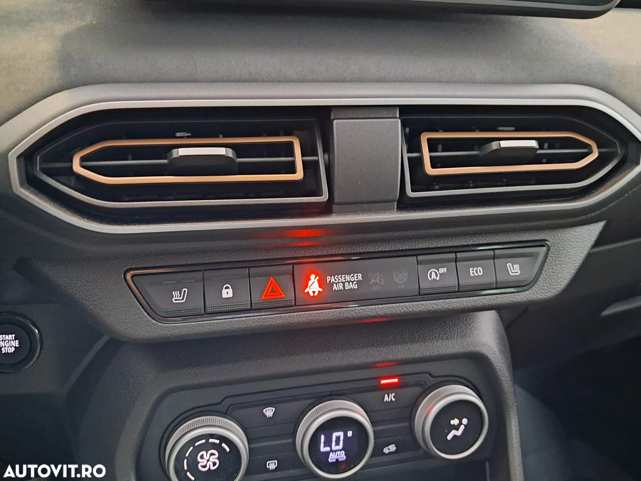 Dacia Sandero Stepway ECO-G 100 MT6 Extreme - 11