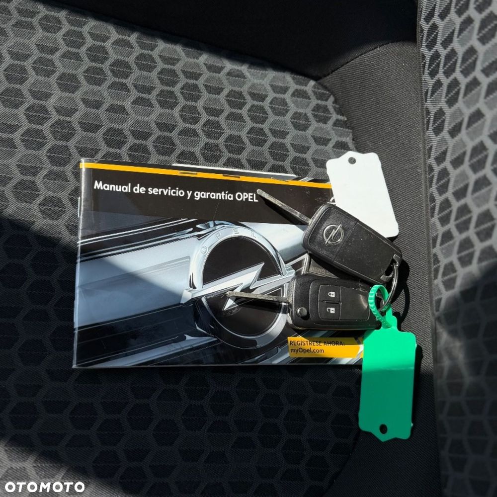 Opel Corsa - 40
