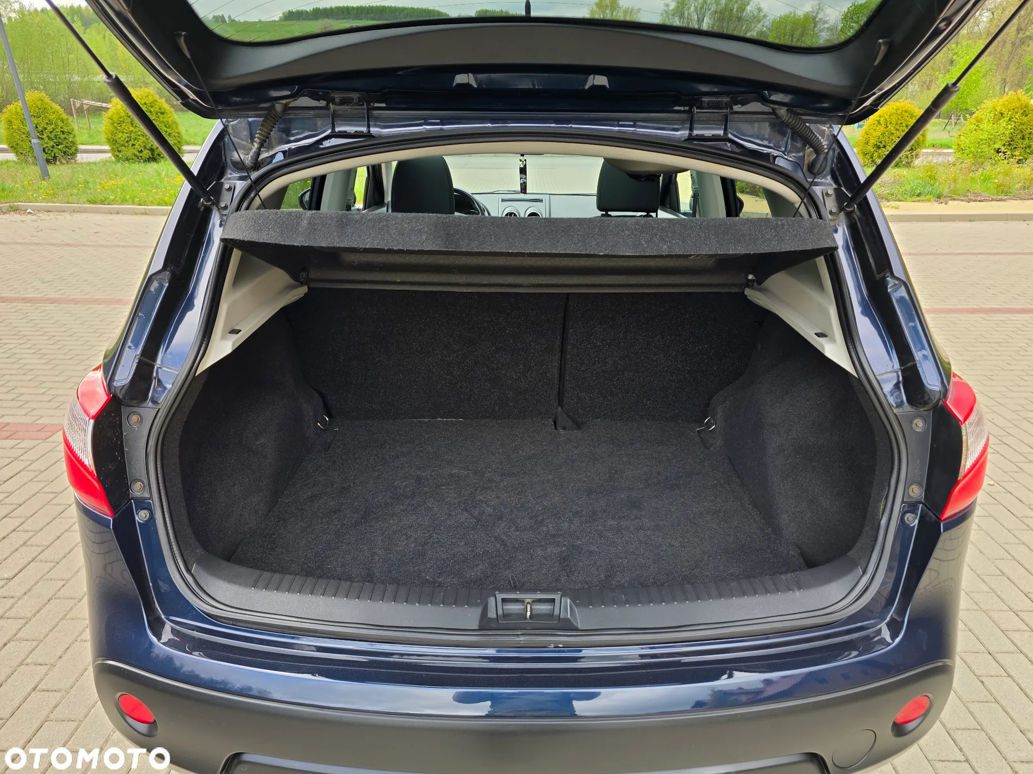 Nissan Qashqai 2.0 Visia - 29