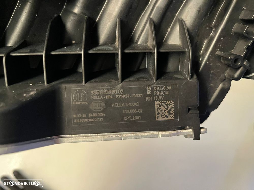 Peugeot 208 II FAROL DIURNO LED DIREITO - FF784 - 8