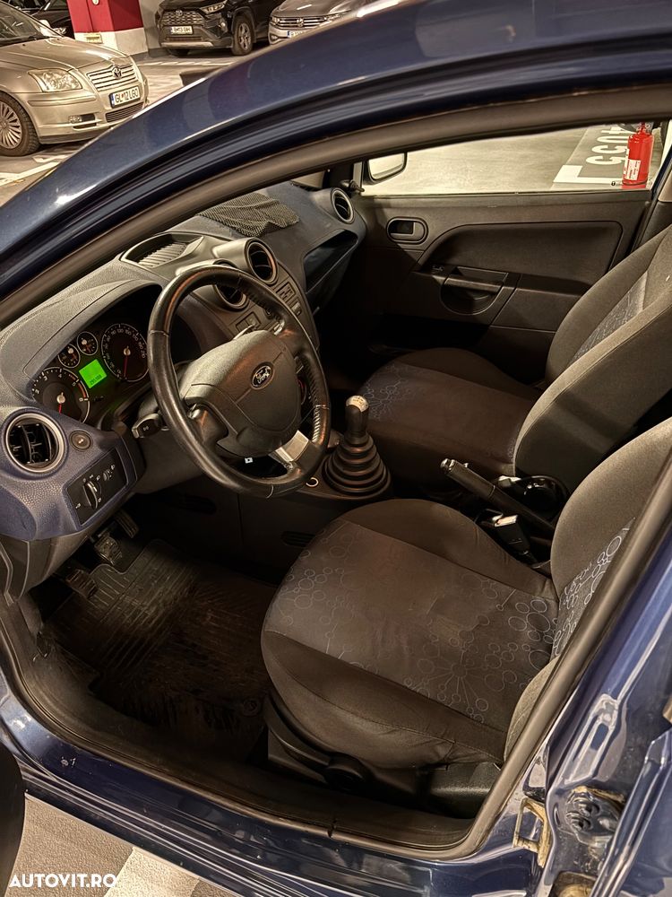 Ford Fiesta 1.4 TDCi Ghia - 6
