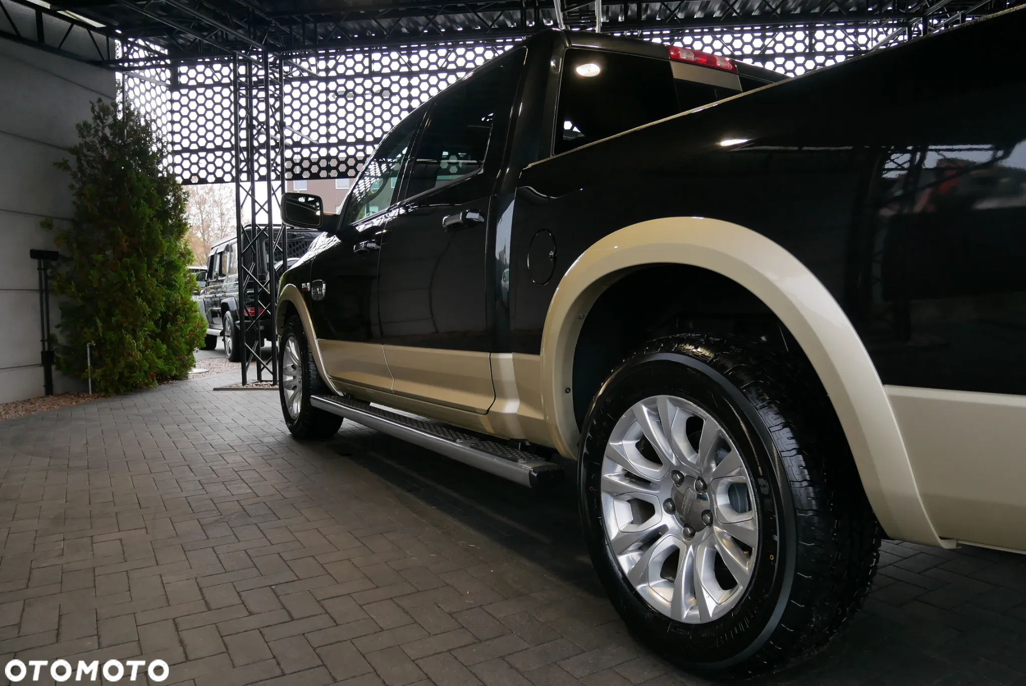 RAM 1500 5.7 Crew Cab Longhorn - 39