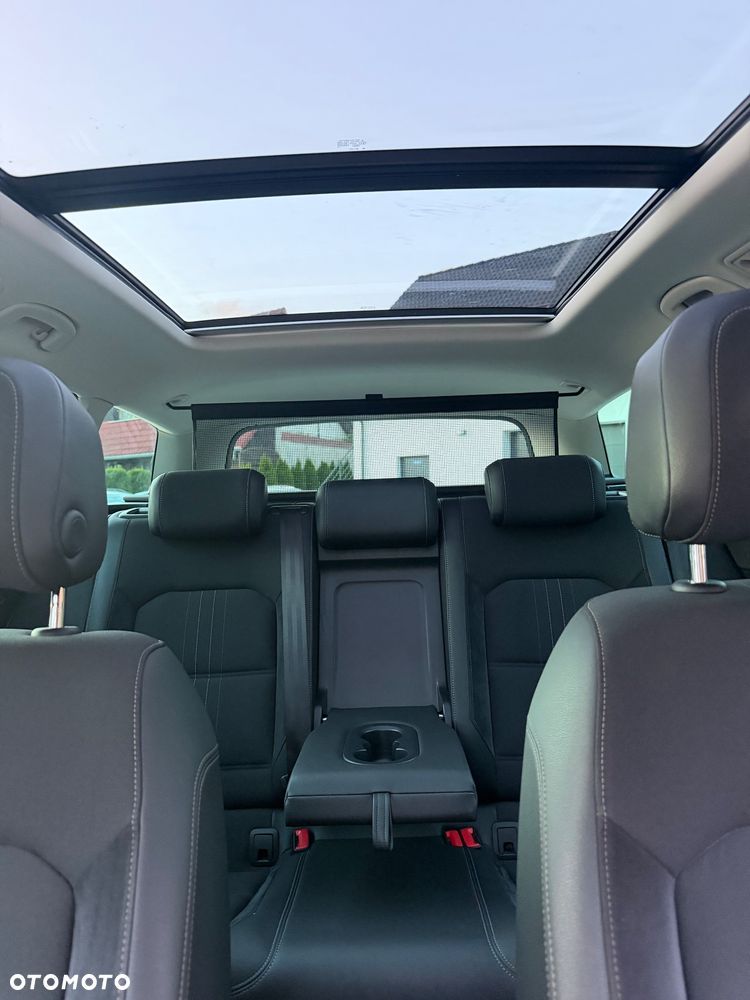 Volkswagen Passat Alltrack 2.0 TDI Bi-Turbo SCR 4Mot DSG - 33