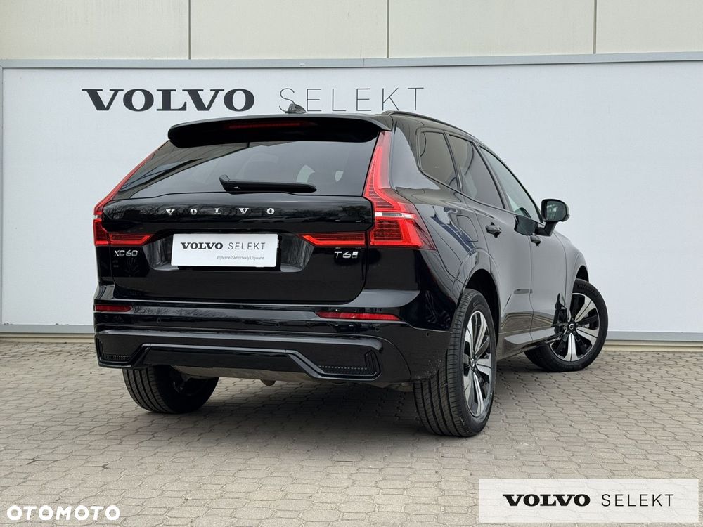 Volvo XC 60 T6 Plug-In Hybrid AWD Plus Dark - 10