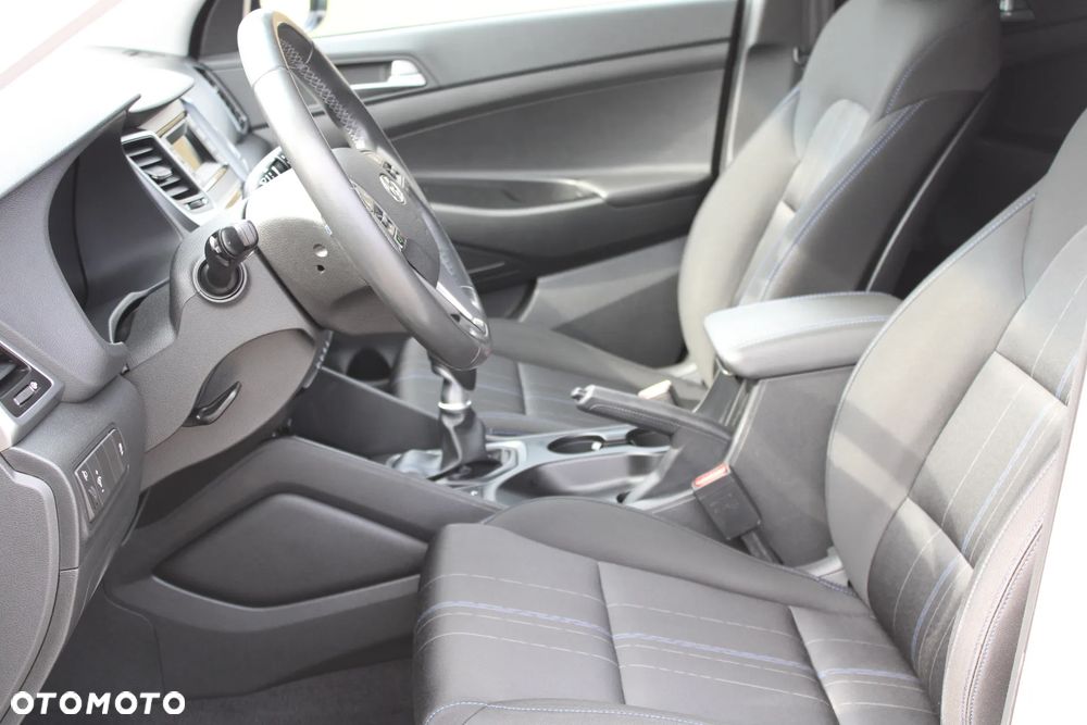 Hyundai Tucson 2.0 CRDi 2WD Trend - 18