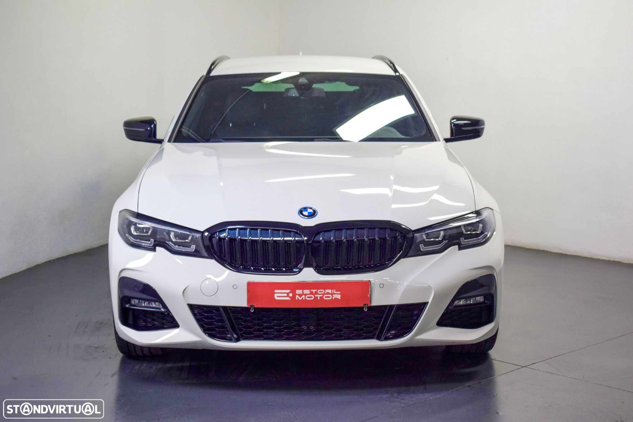 BMW 330 e Touring Pack M Auto - 2