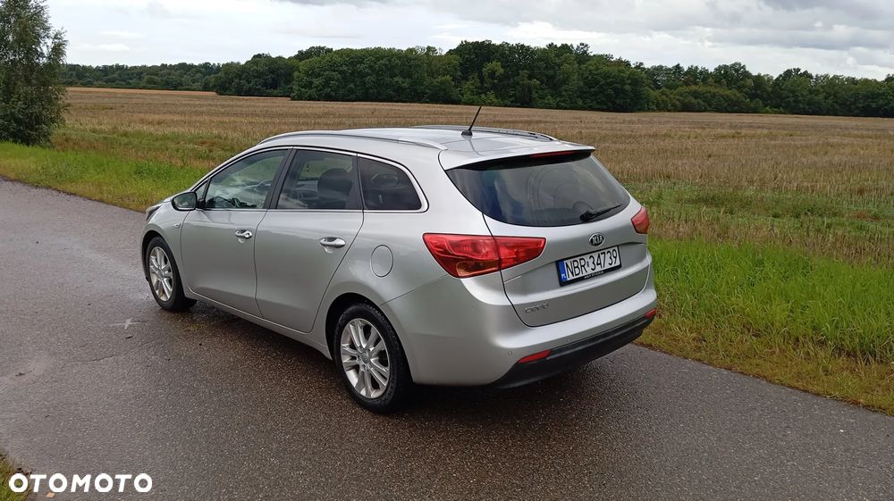 Kia Ceed Cee'd 1.6 GDI L - 3