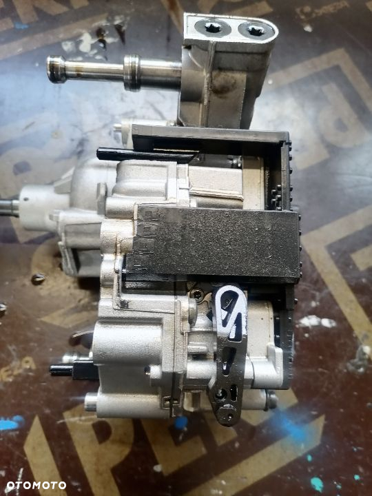 Pompa Oleju Skrzyni Multitronic Audi 01J325031 - 6