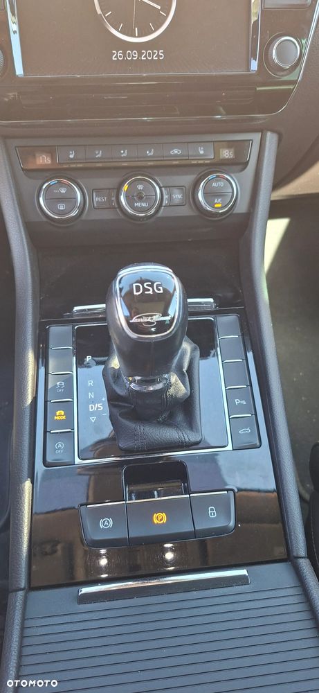 Skoda Superb 2.0 TDI 4x4 L&K DSG - 4
