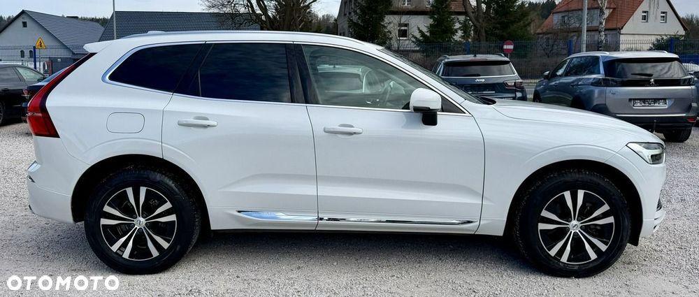 Volvo XC 60 T6 AWD Recharge Geartronic Inscription - 4