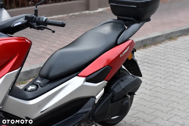 Yamaha NMAX - 20