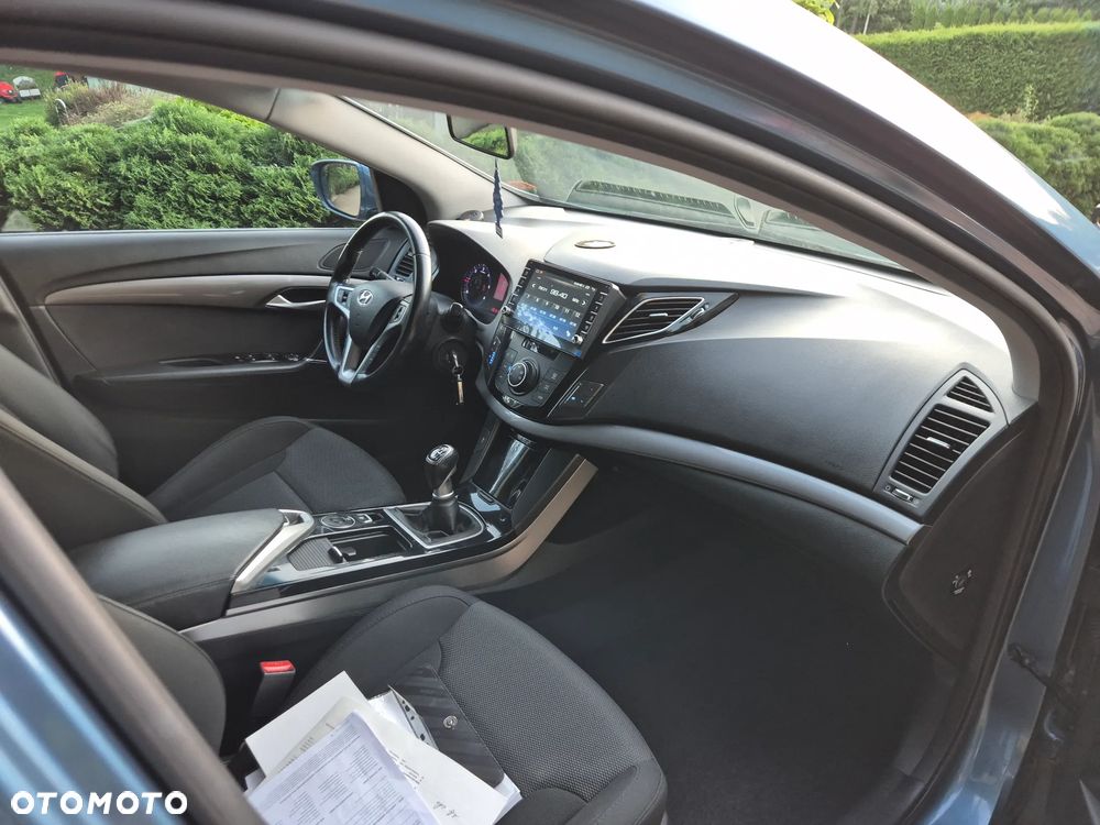 Hyundai i40 1.7 CRDi Comfort + - 27