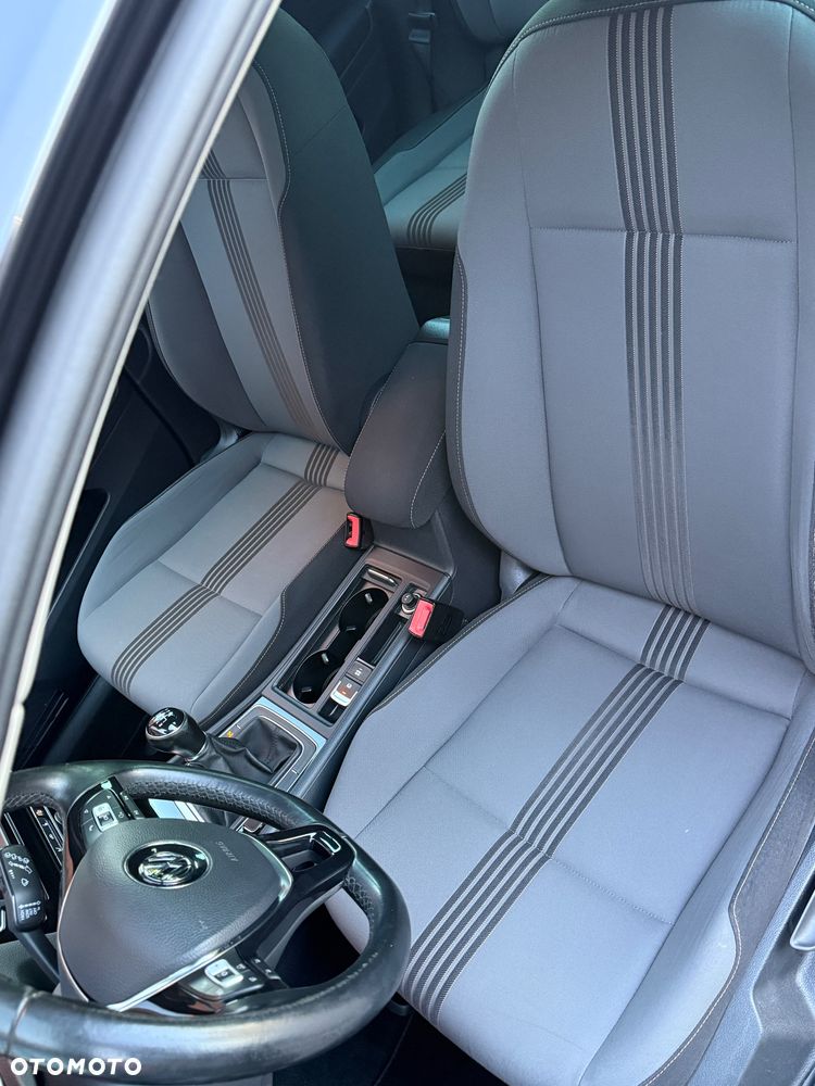 Volkswagen Golf 2.0 TDI BlueMotion Technology Allstar - 29