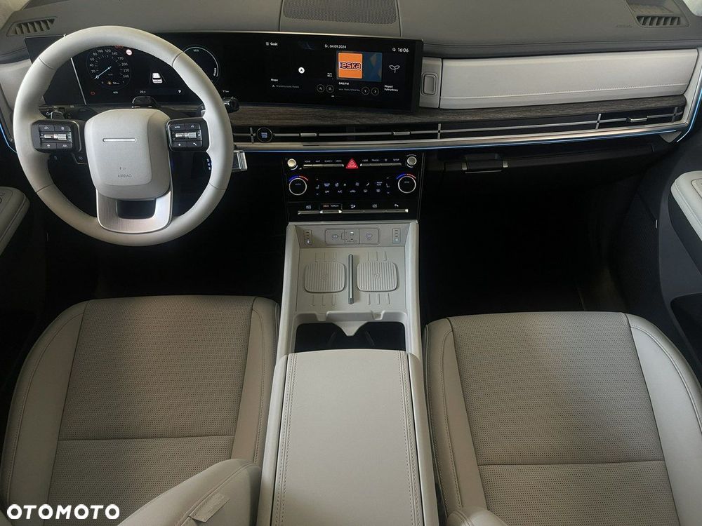 Hyundai Santa Fe - 25