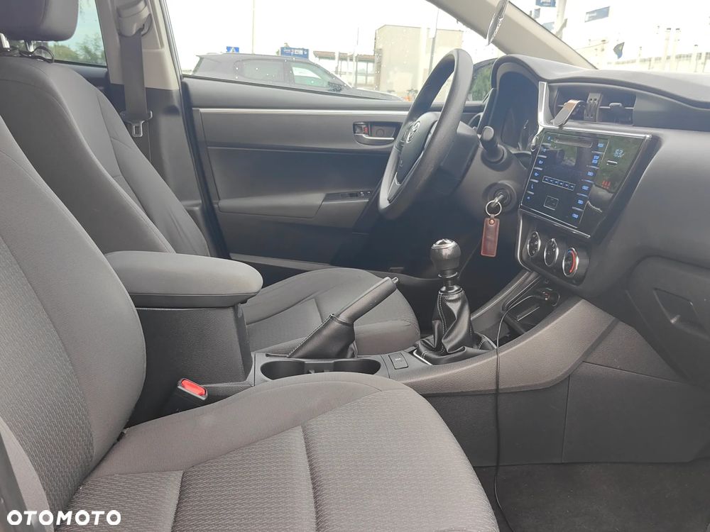 Toyota Corolla 1.33 Active EU6 - 27