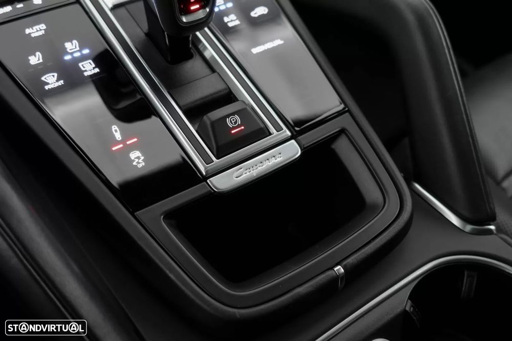 Porsche Cayenne Turbo S E-Hybrid - 13