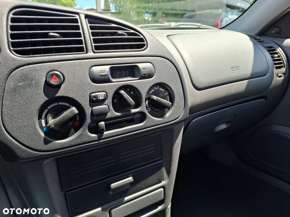 Mitsubishi Colt 1300 GL - 21