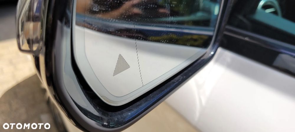 Mercedes-Benz Klasa E - 17