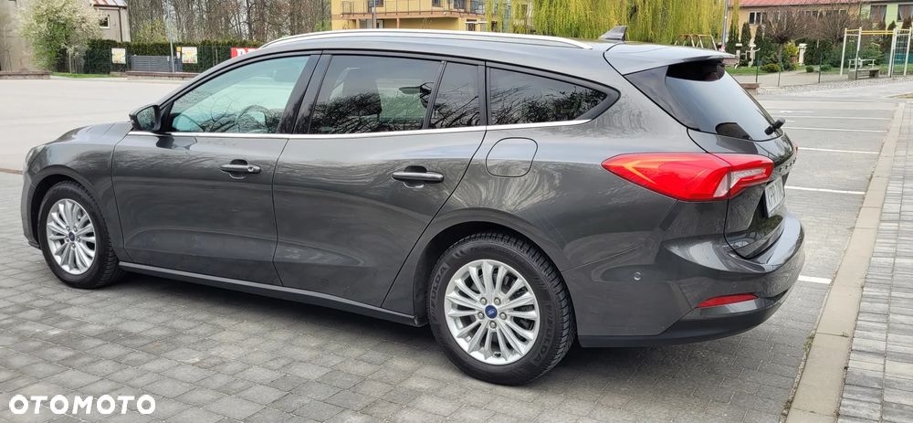 Ford Focus 1.0 EcoBoost Titanium ASS PowerShift - 5