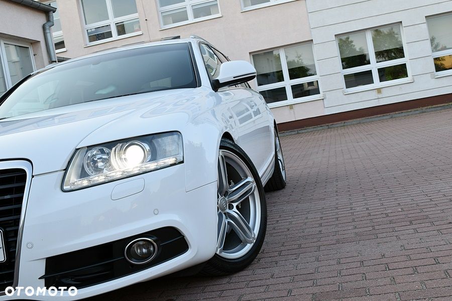 Audi A6 Avant 2.7 TDI DPF quattro tiptronic - 4