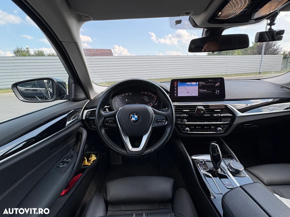 BMW Seria 5 520i AT MHEV - 10