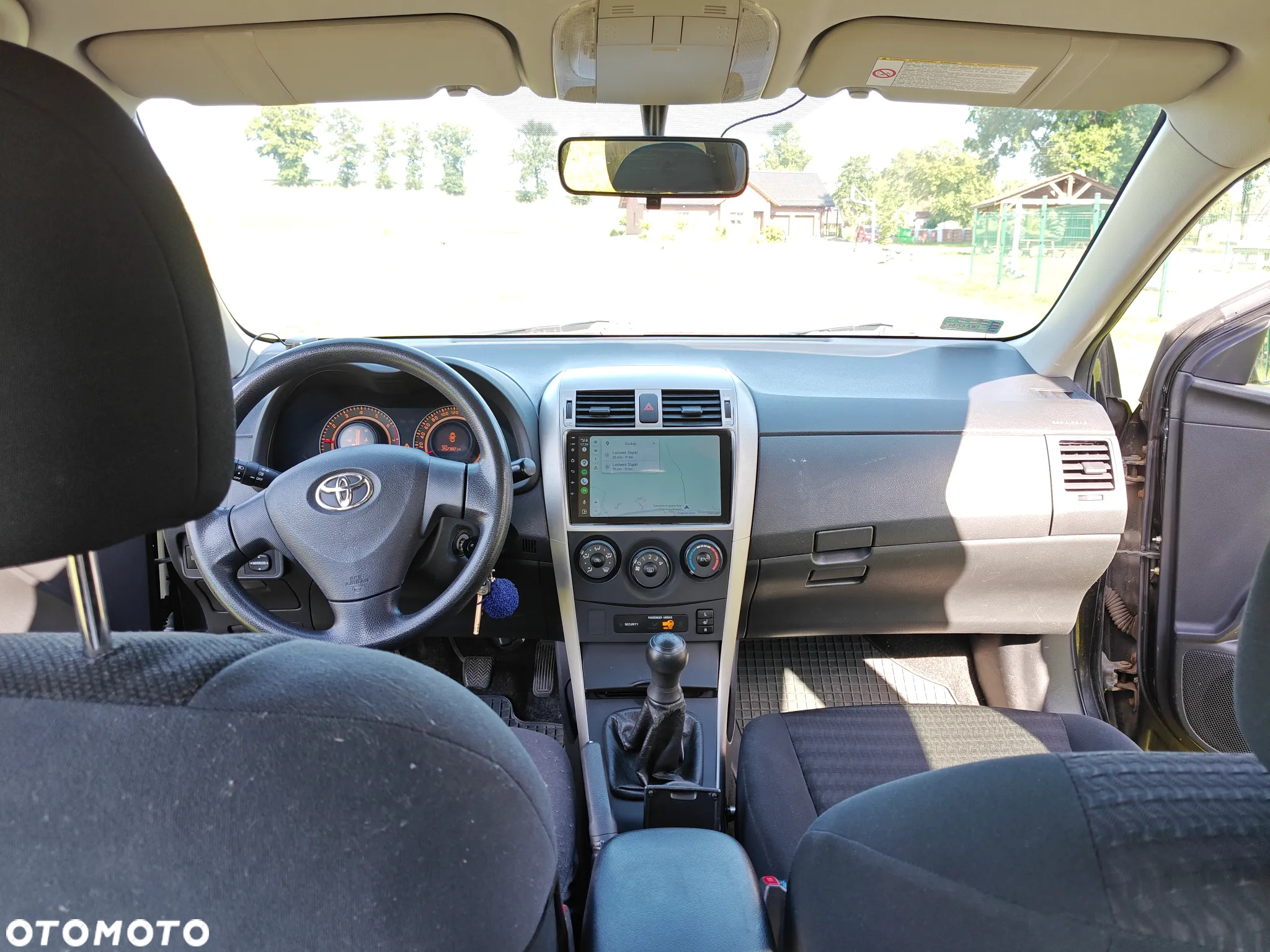 Toyota Corolla 1.4 VVT-i Dynamic - 14