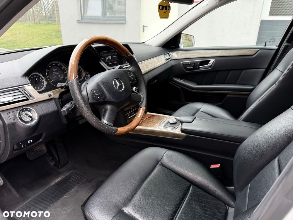 Mercedes-Benz Klasa E 350 4-Matic Avantgarde - 5