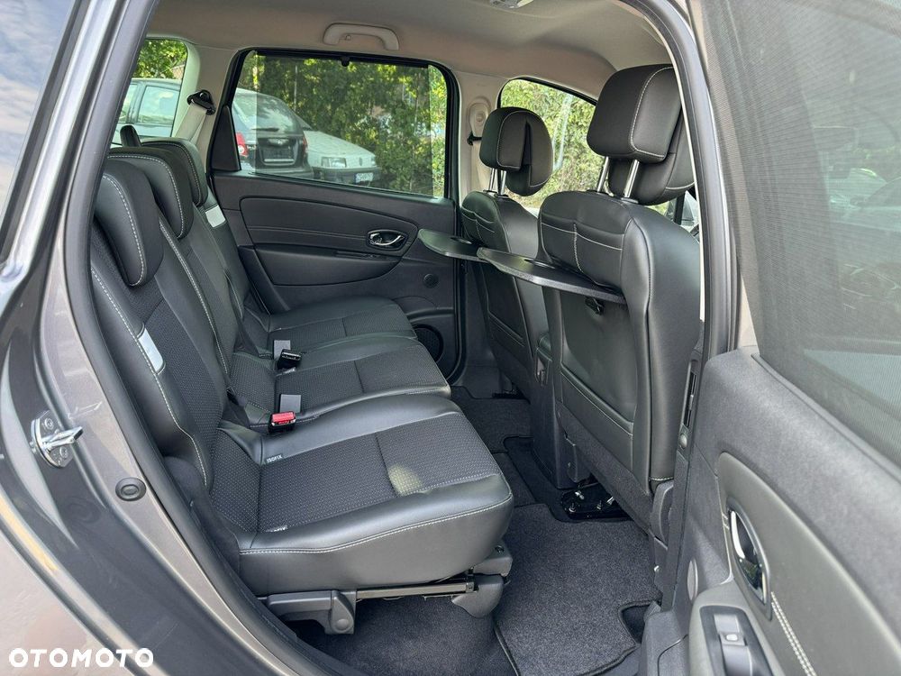 Renault Grand Scenic - 15