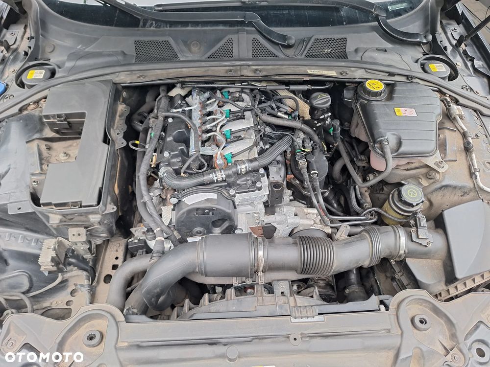 Jaguar XF 2.2 D Luxury - 13
