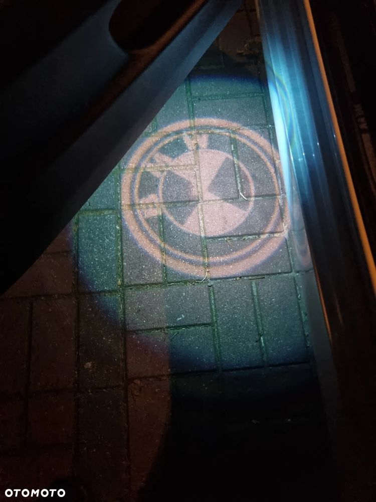 BMW Seria 5 520d - 16