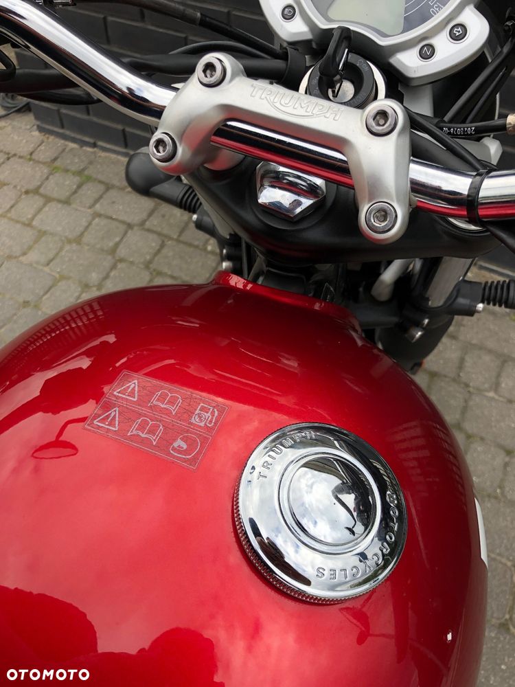 Triumph Street Twin - 16