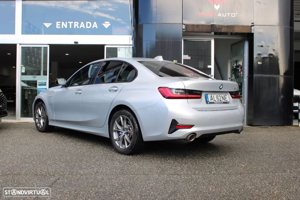 BMW 320 e Corporate Edition Auto — fotografia 4