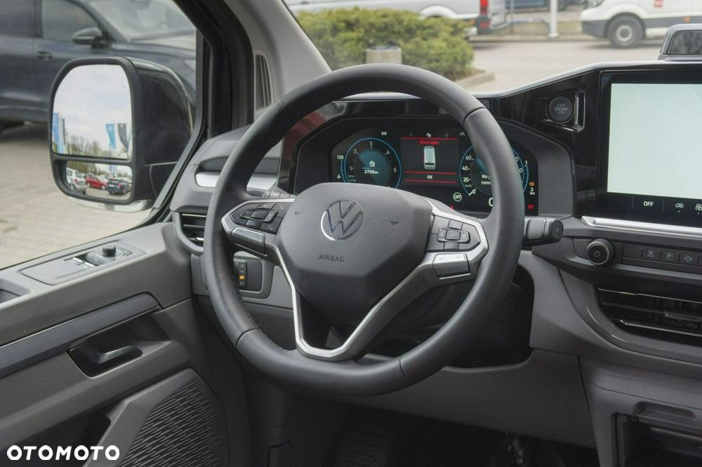 Volkswagen Caravelle - 24