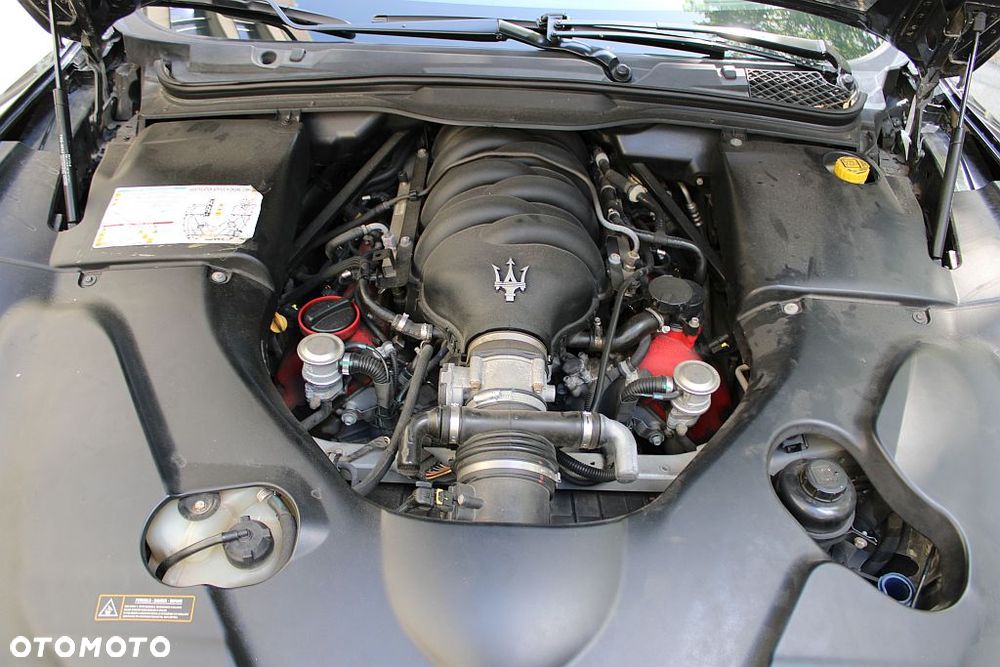 Maserati GranCabrio - 37