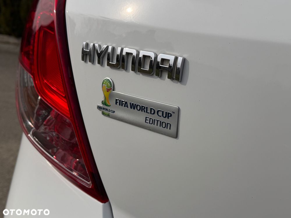 Hyundai i20 1.2 Fifa World Cup Edition - 24