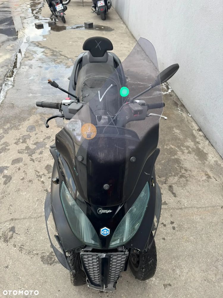 Piaggio MP-3 - 23
