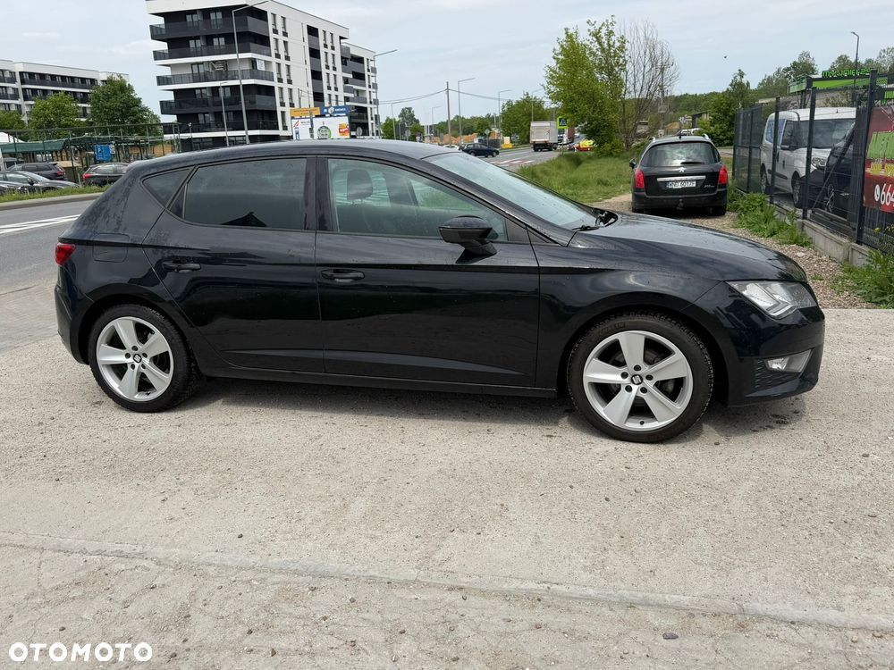 Seat Leon 2.0 TDI DPF Ecomotive DSG FR - 4
