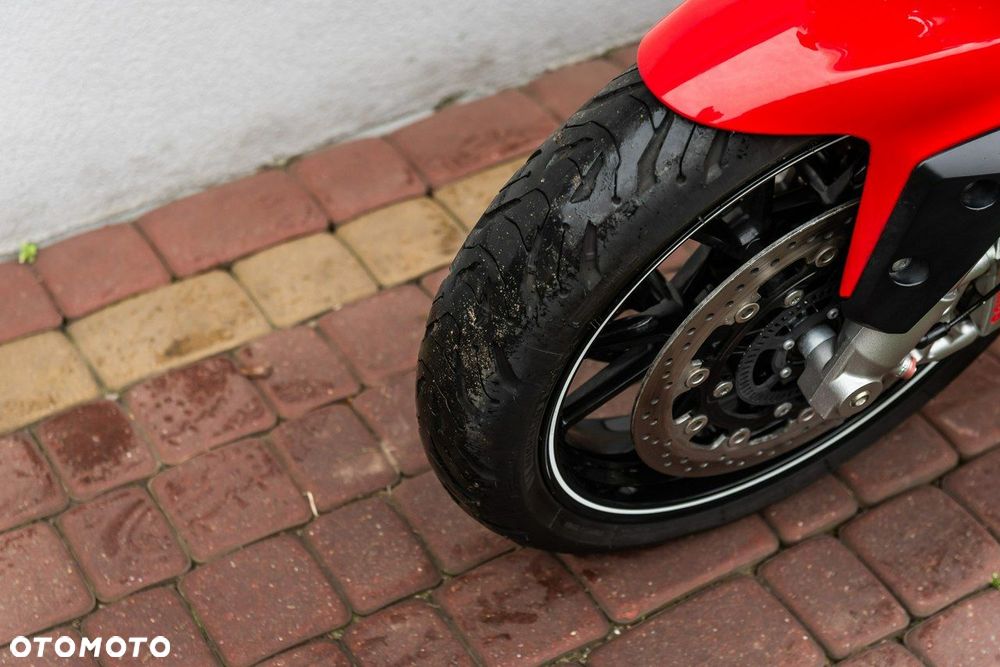 Triumph Speed Triple - 7