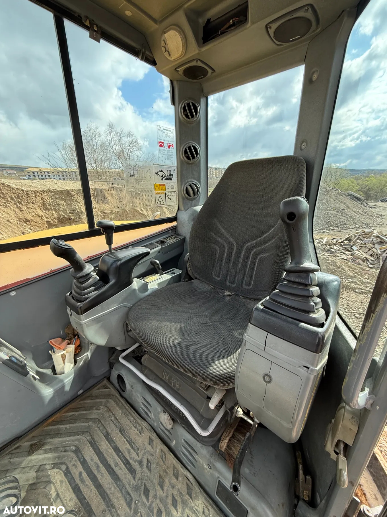 Volvo ECR88 - 4
