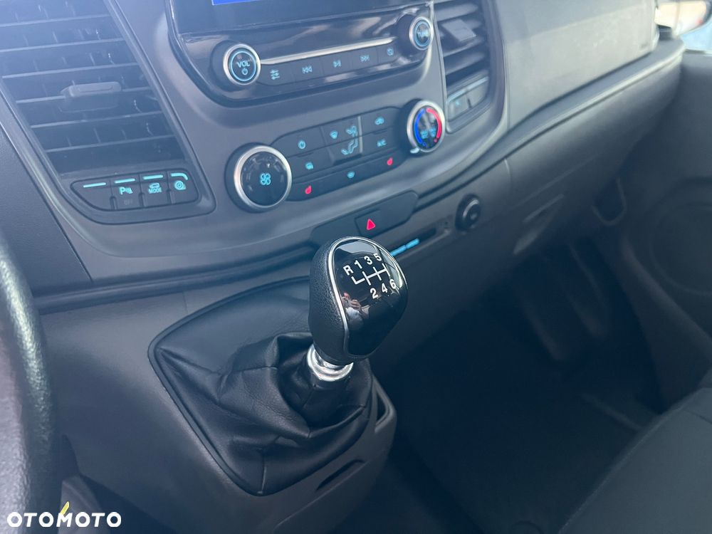 Ford Transit Custom - 38