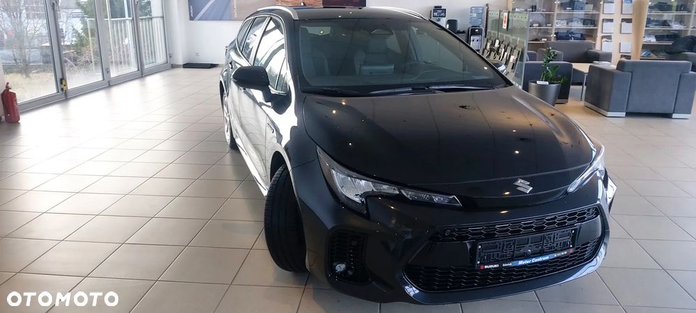 Suzuki Swace 1.8 Hybrid Premium Plus CVT - 2